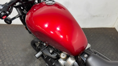 Triumph Bonneville Bobber Black
